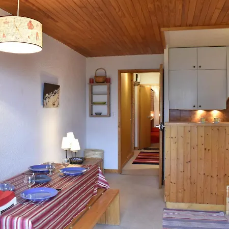 Apartment : Bel 2 Pieces Avec Parking, Proche Pistes Et Commerces - Fr-1-180-89 Méribel